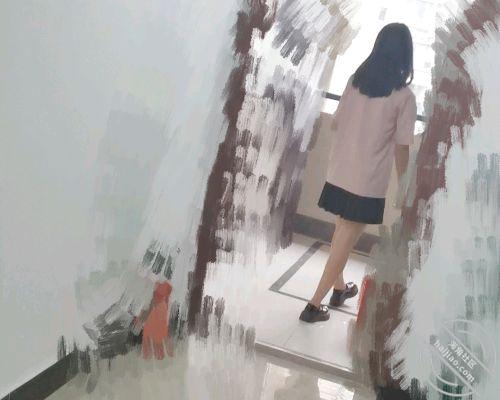 图片加载中...