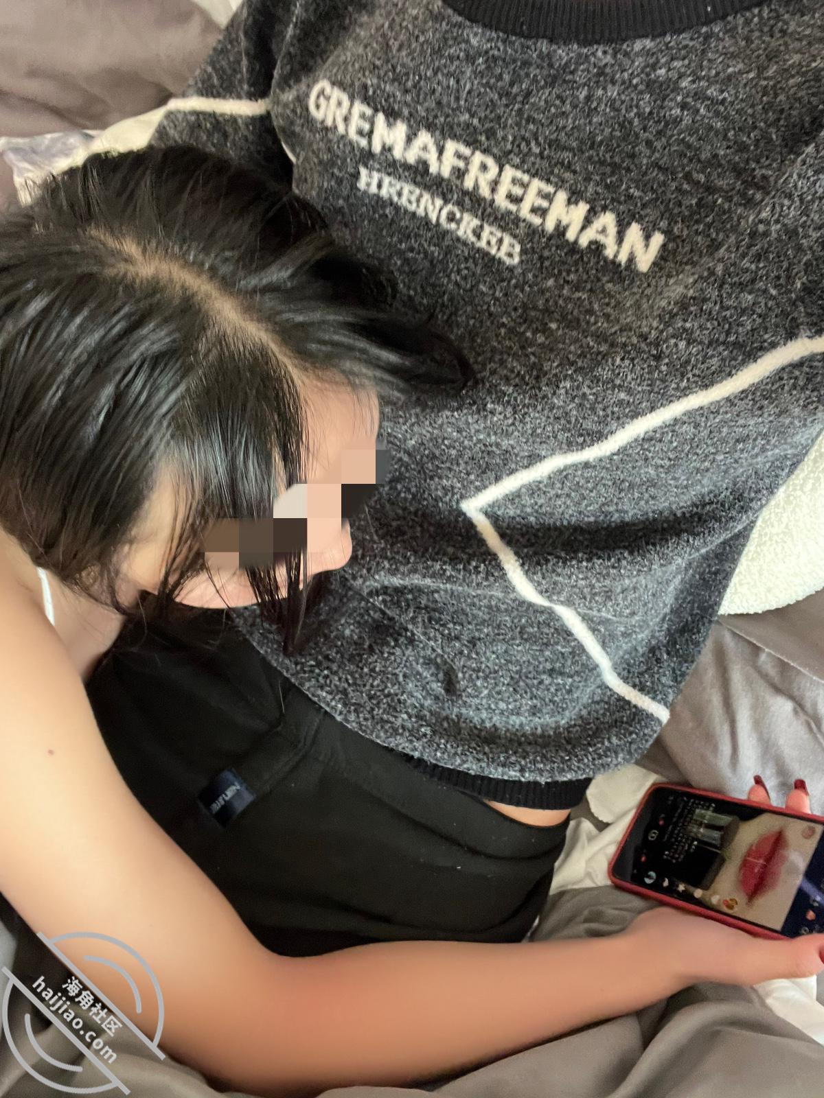 图片加载中...