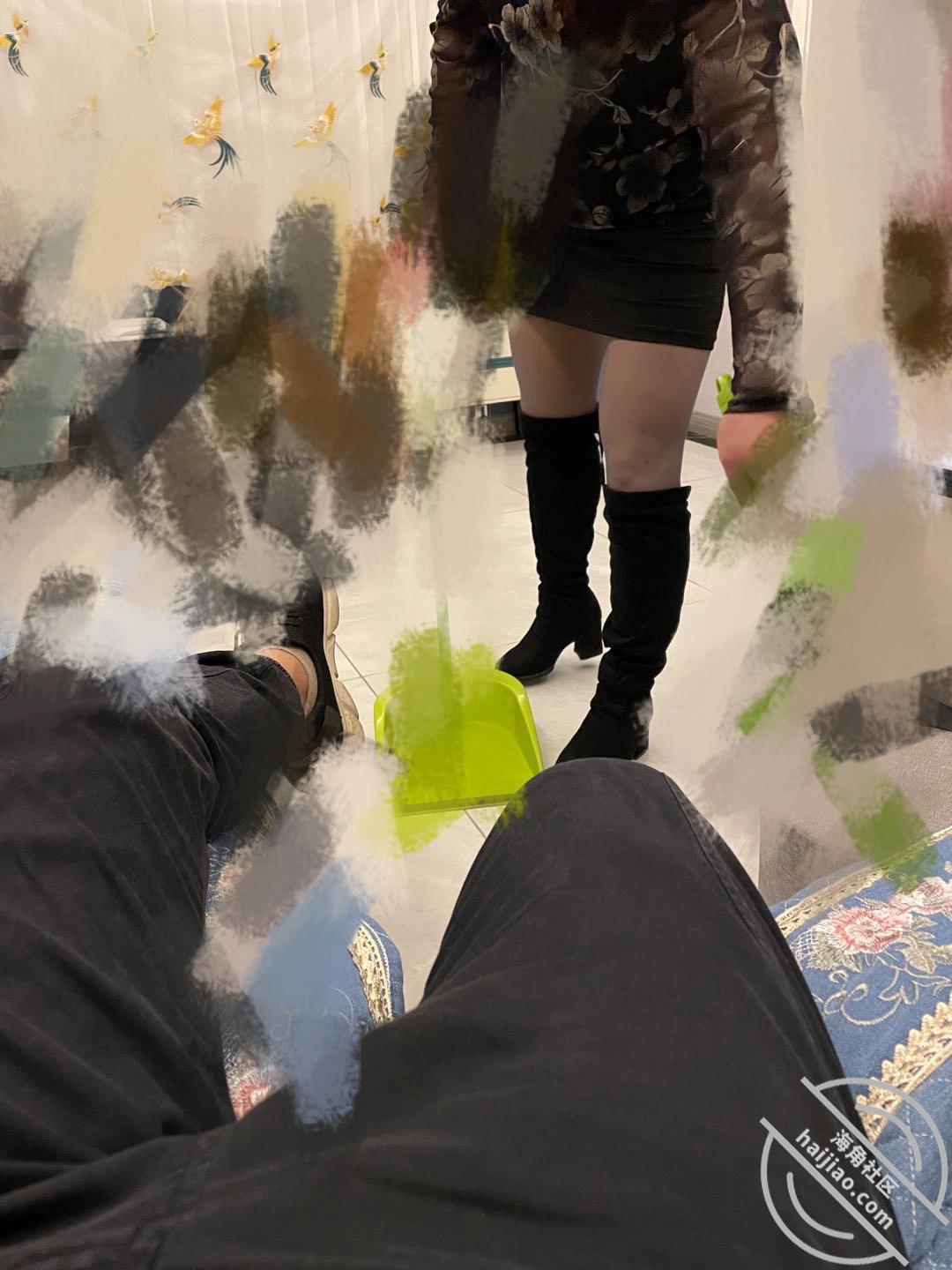 图片加载中...