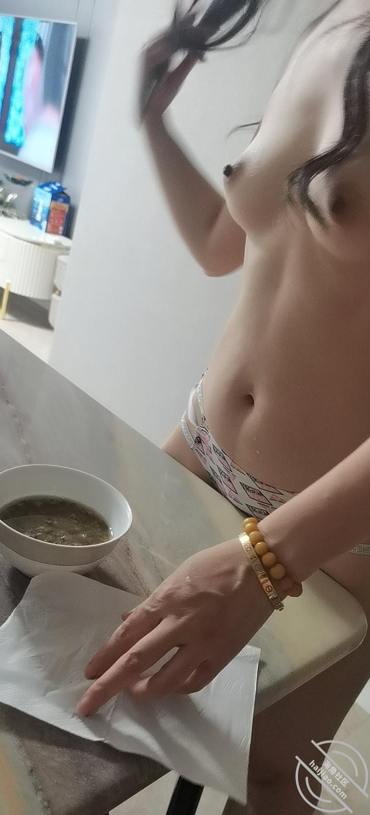 图片加载中...