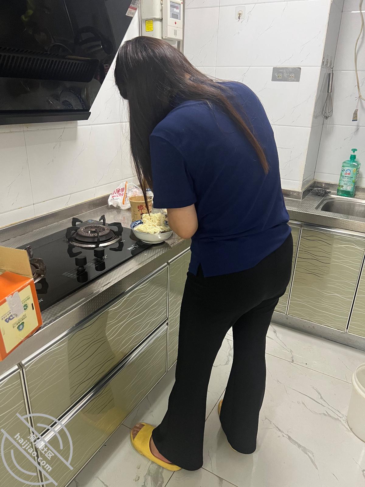 图片加载中...