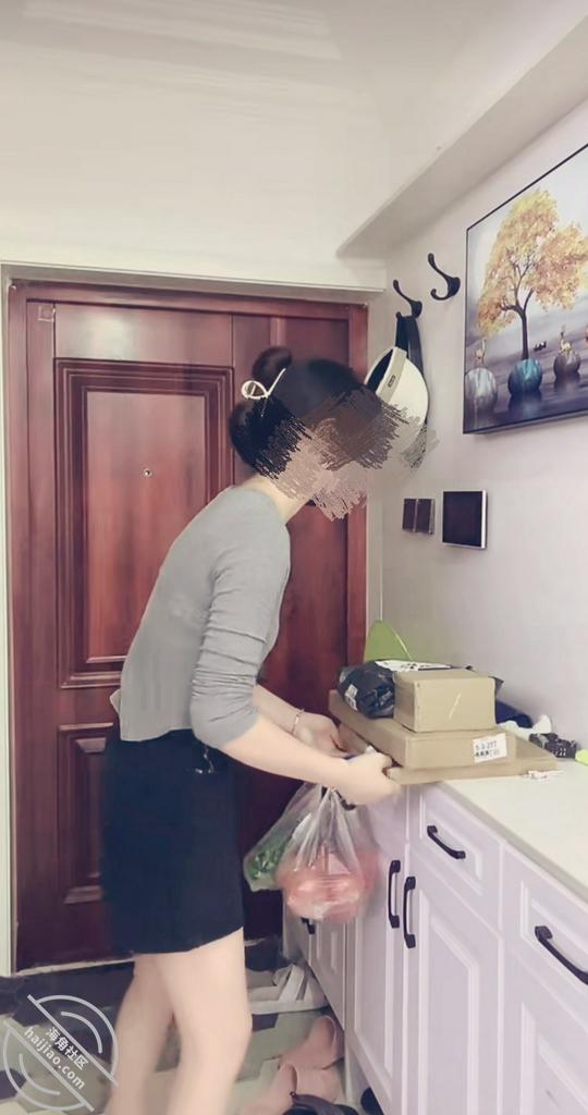 图片加载中...
