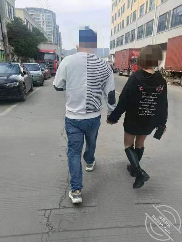 图片加载中...