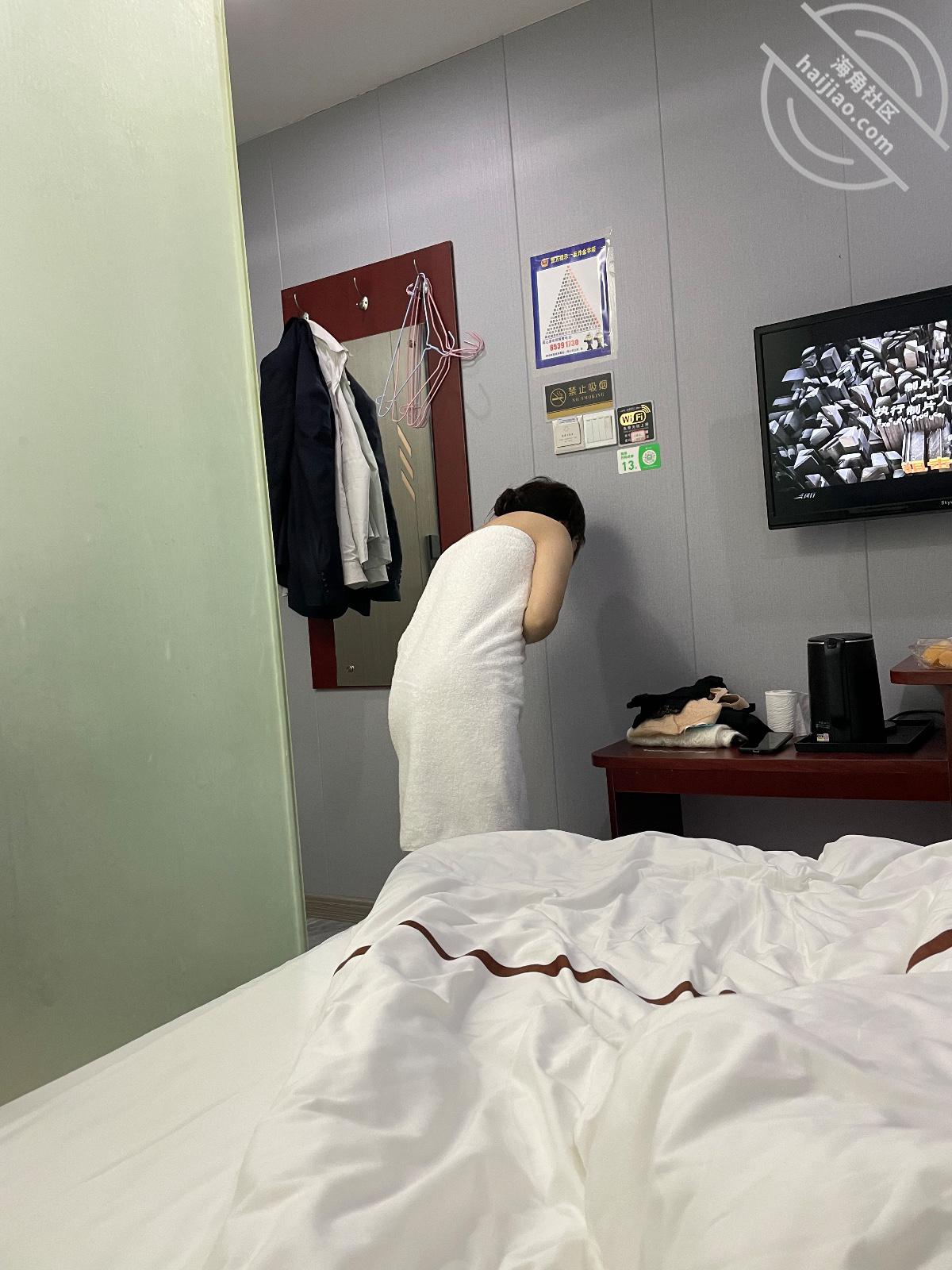 图片加载中...