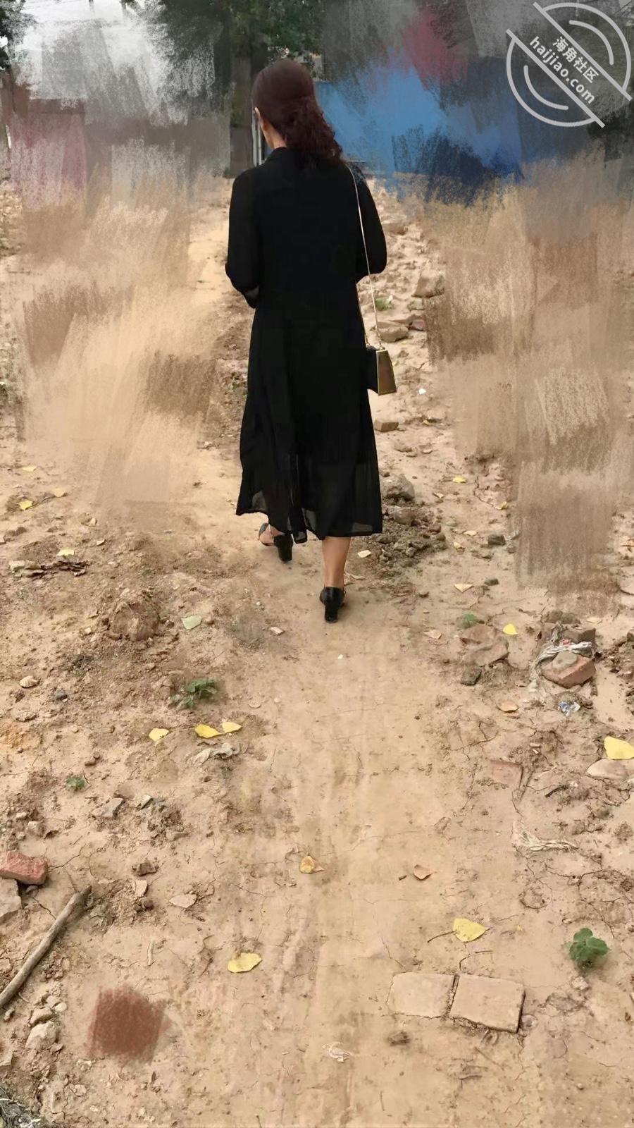 图片加载中...