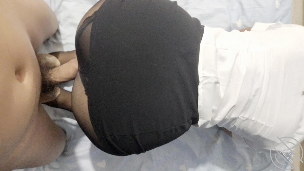 图片加载中...