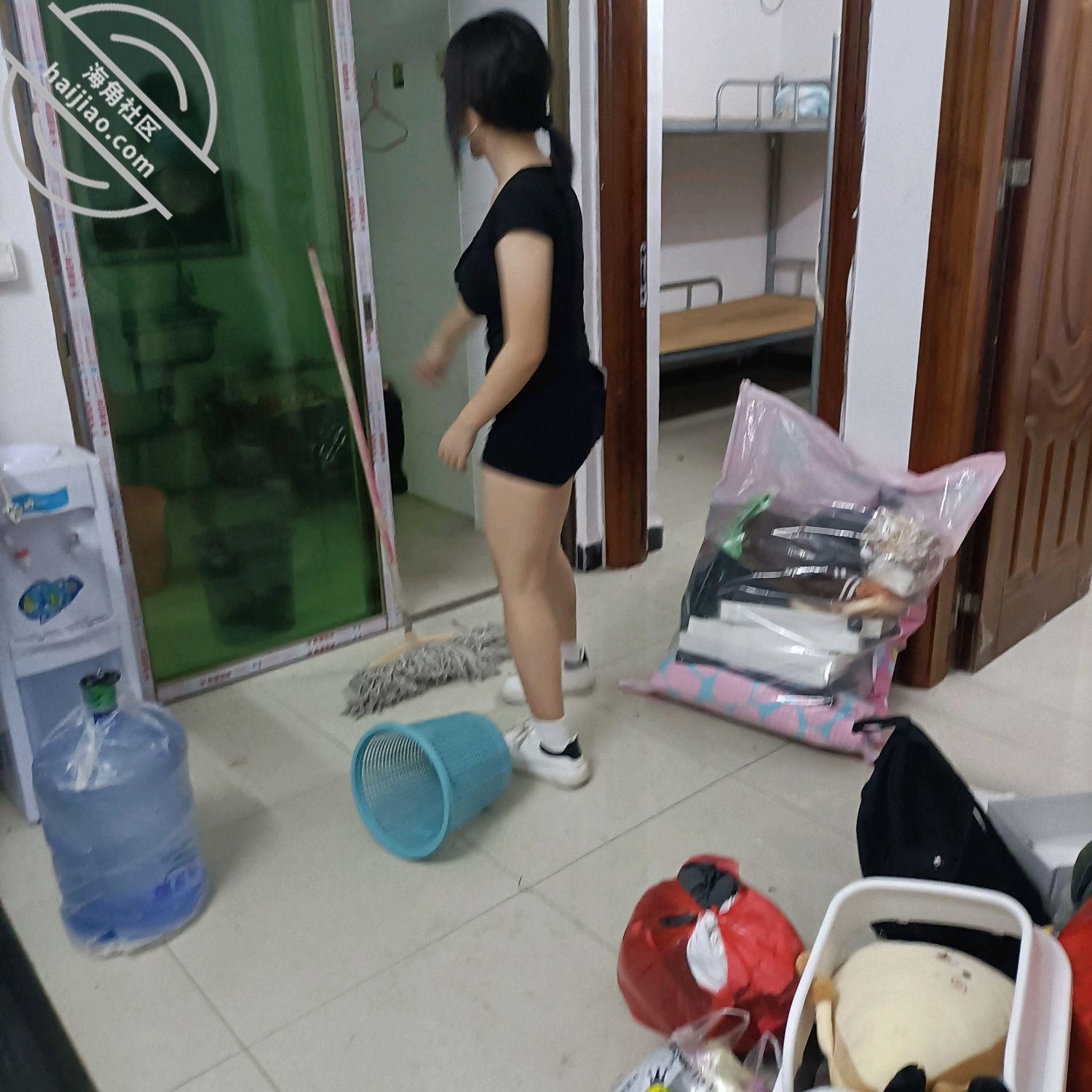 图片加载中...