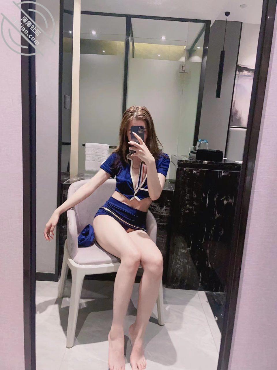 图片加载中...