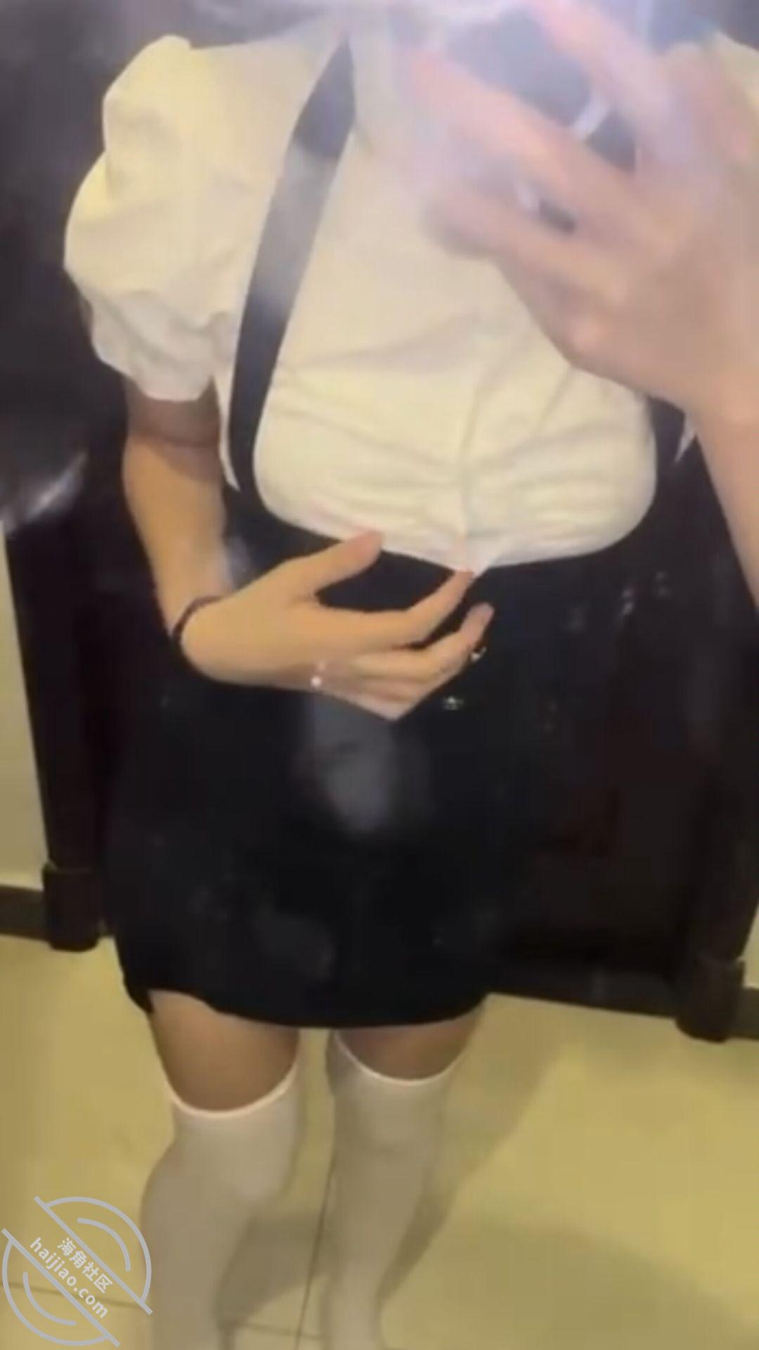 图片加载中...