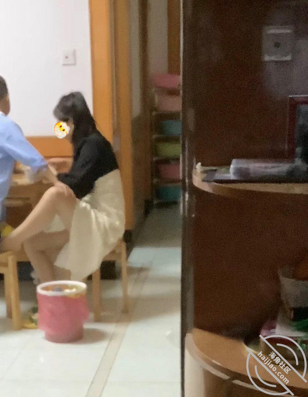 图片加载中...