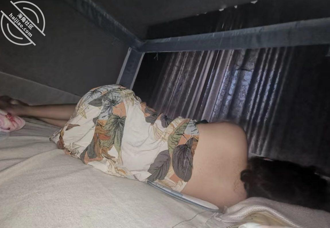图片加载中...