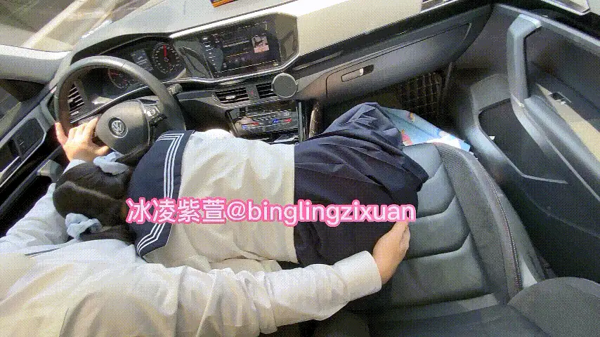 图片加载中...