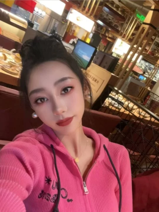 图片加载中...