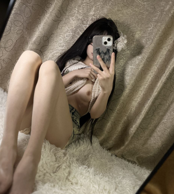 图片加载中...